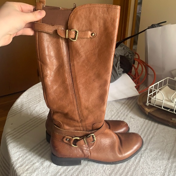 naturalizer wide width boots